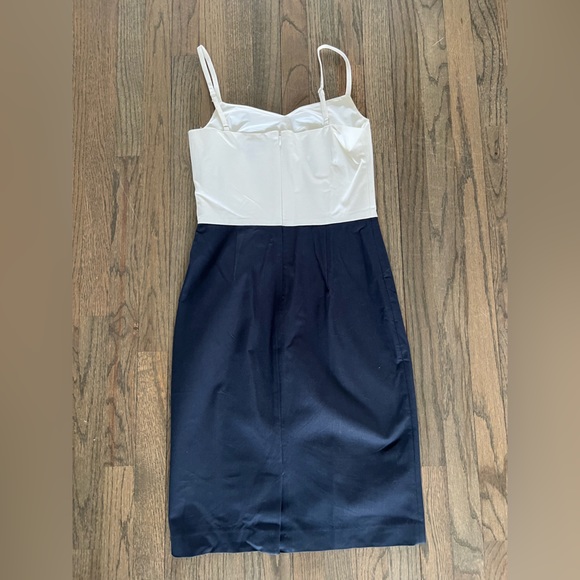 Banana Republic Sleeveless Dress - Picture 4 of 4